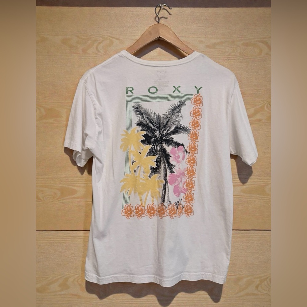 Roxy White Tee with Tropical Palm and Floral Design KidsXL Woman’s Small